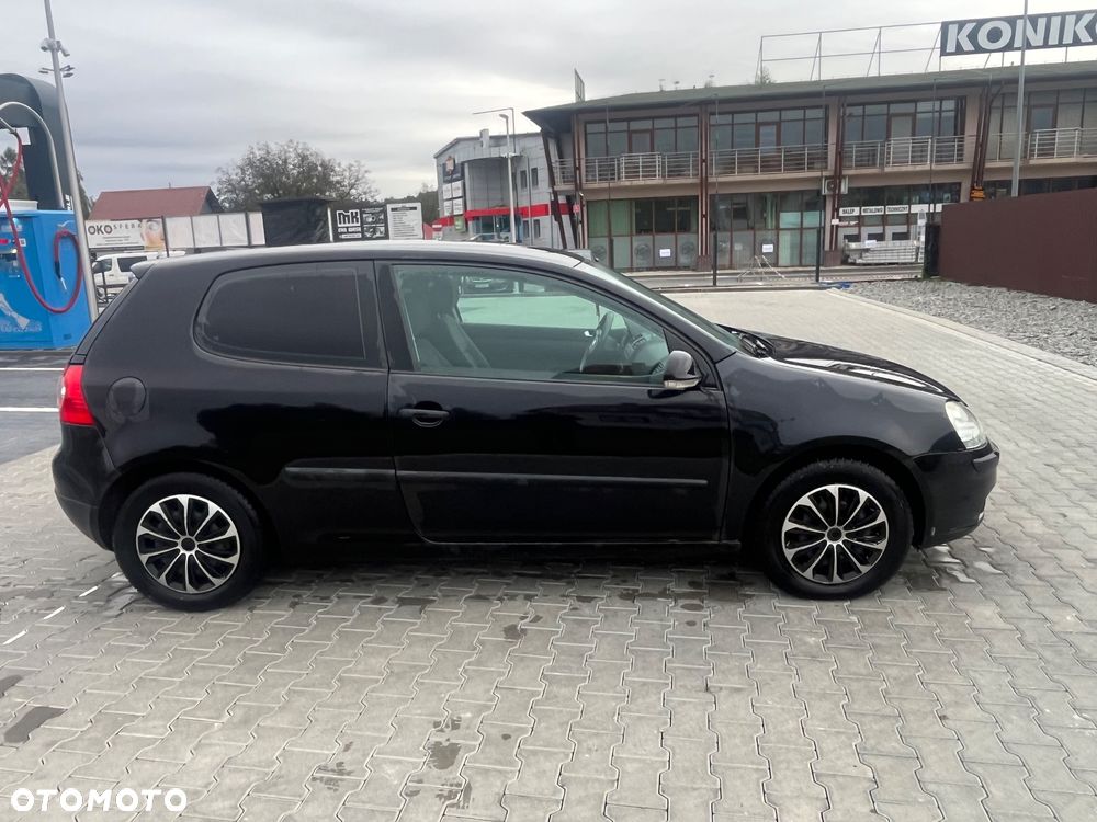 Volkswagen Golf 1.6 Comfortline - 3