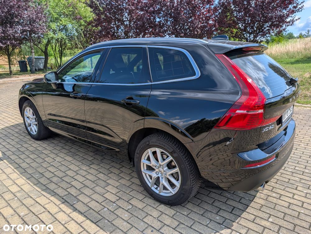 Volvo XC 60 D4 Momentum Pro - 4