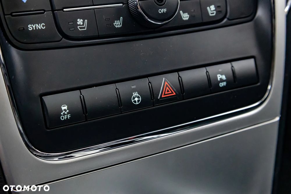 Jeep Grand Cherokee 6.4 V8 SRT8 - 23