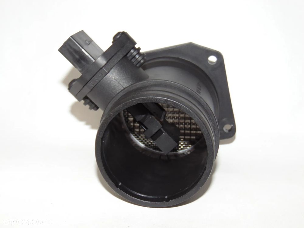 Przepływomierz Audi A4 B5 A6 C5 VW Passat 1.8 - 8