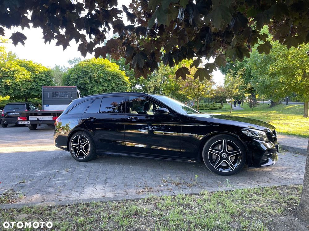 Mercedes-Benz Klasa C 300 d 9G-TRONIC - 2