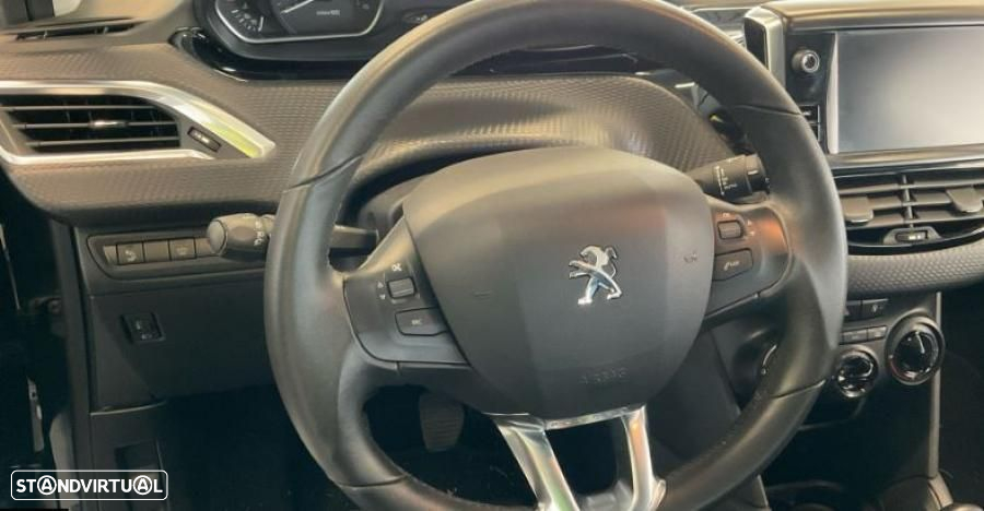 Peugeot 208 1.5 BlueHDi Signature - 5