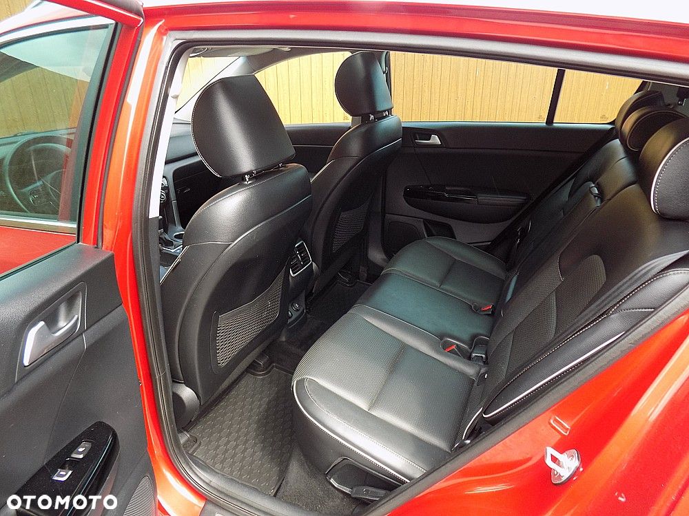 Kia Sportage 1.6 T-GDI AWD Vision - 6