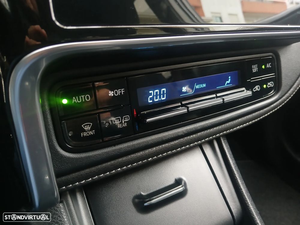 Toyota Auris Touring Sports 1.4 D-4D Exclusive+Navi - 30