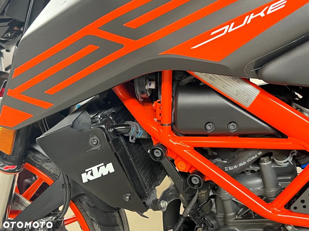 KTM Duke 125 - 12