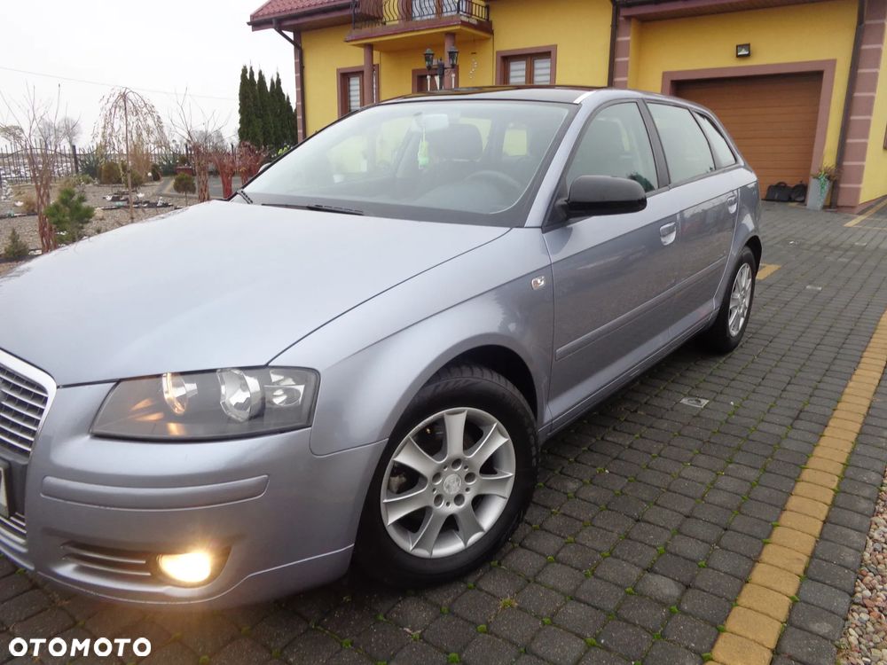 Audi A3 Sportback - 3