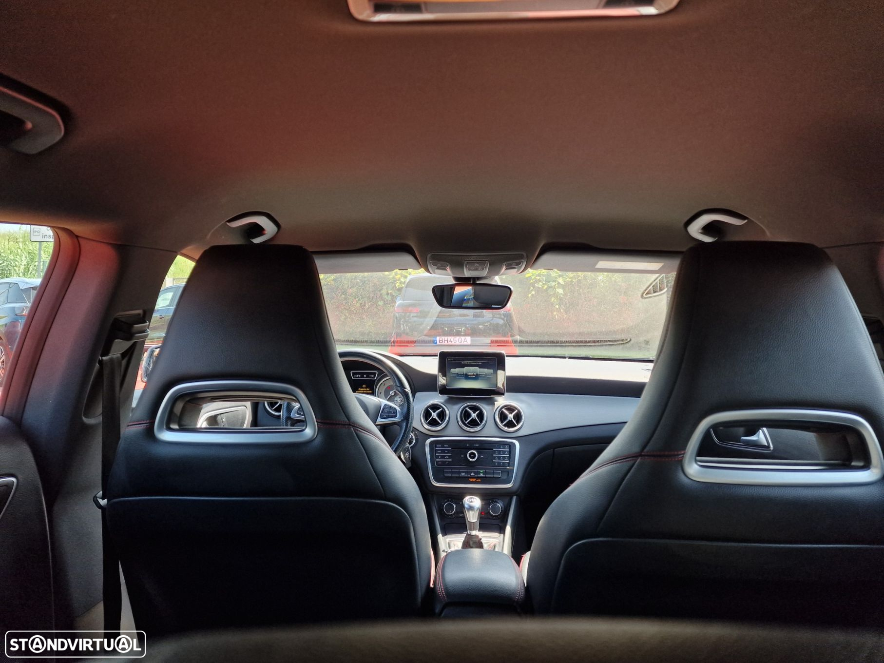 Mercedes-Benz CLA 180 - 6