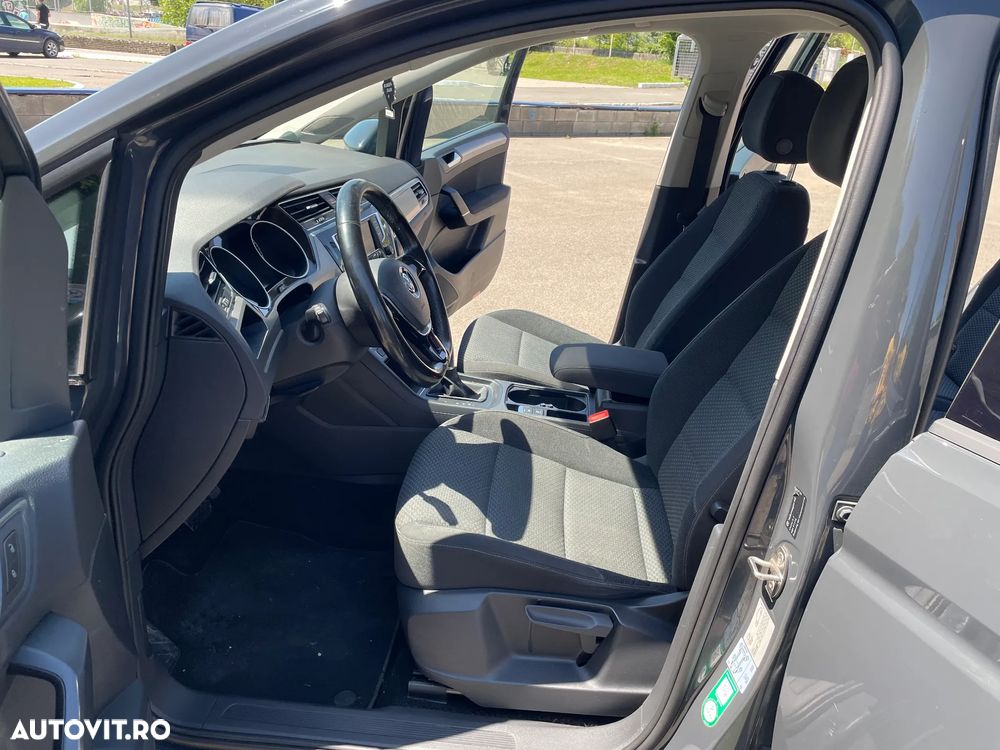 Volkswagen Touran 2.0 TDI SCR DSG Comfortline - 5