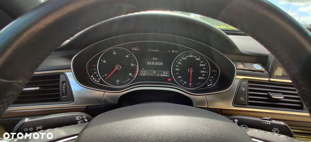 Audi A6 - 12