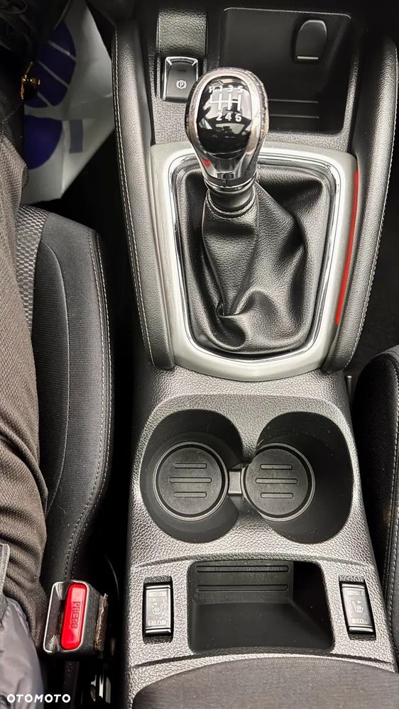 Nissan Qashqai 1.2 DIG-T N-Connecta - 26