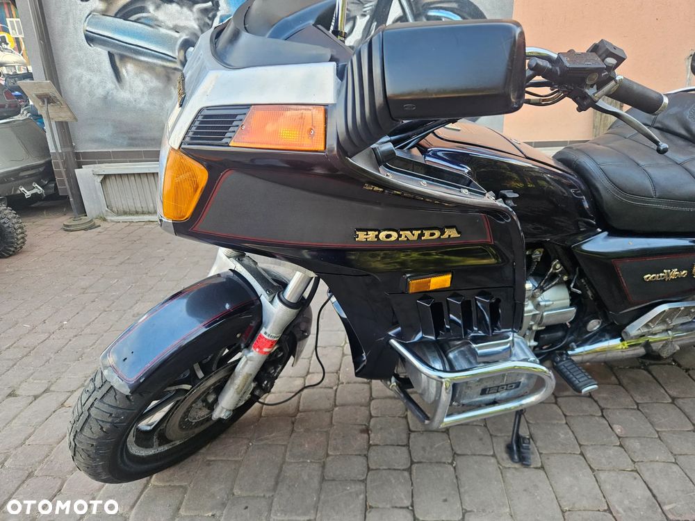 Honda GL - 10