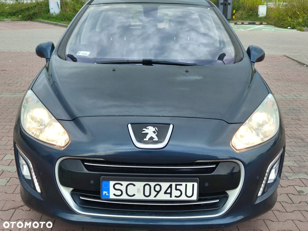 Peugeot 308 T7 (2008-2013), 2012