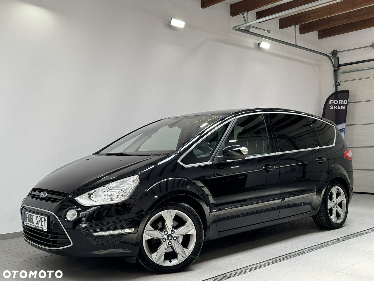 Ford S-Max - 13