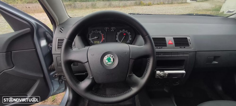 Skoda Fabia Break 1.2 Active - 4