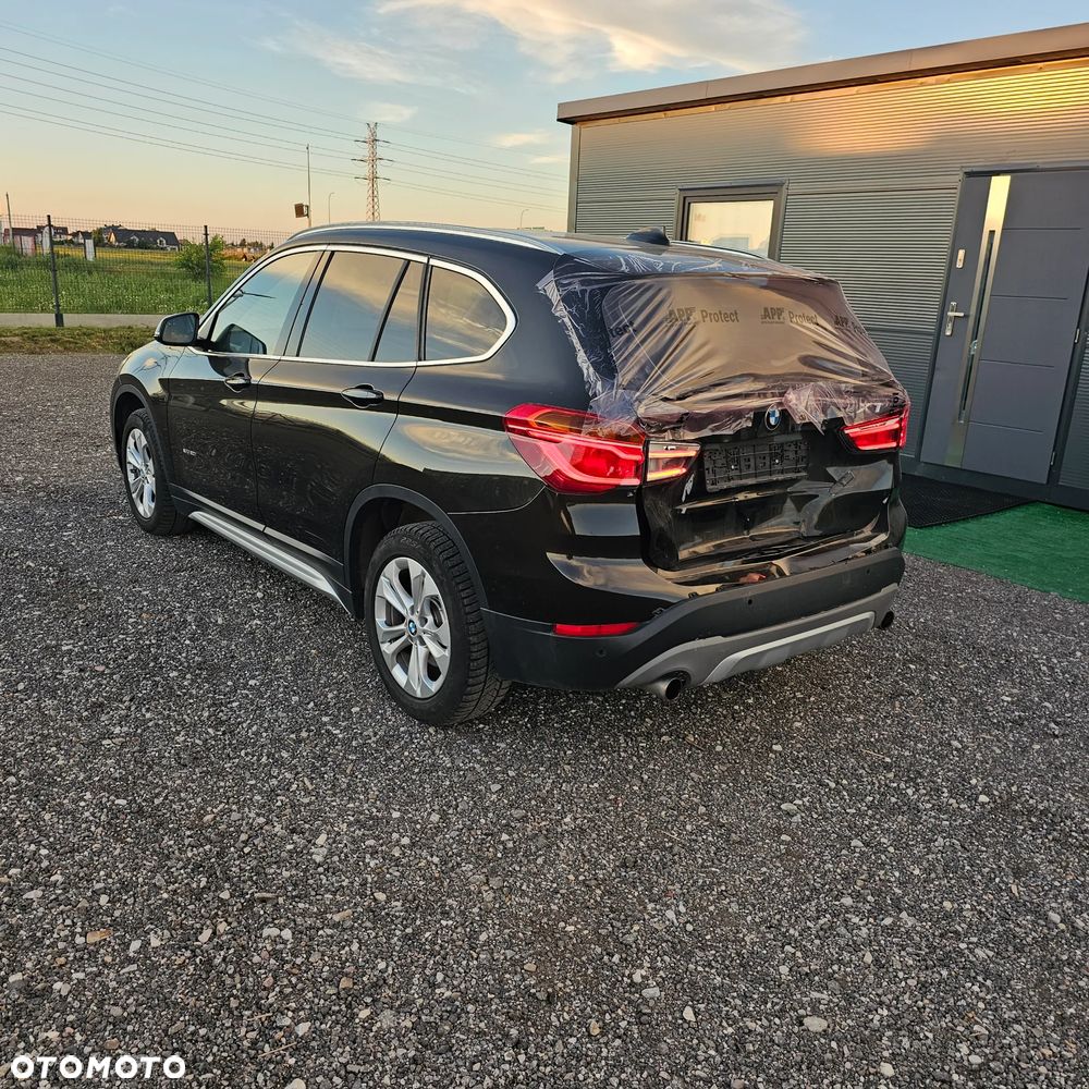 BMW X1 xDrive20i xLine sport - 4