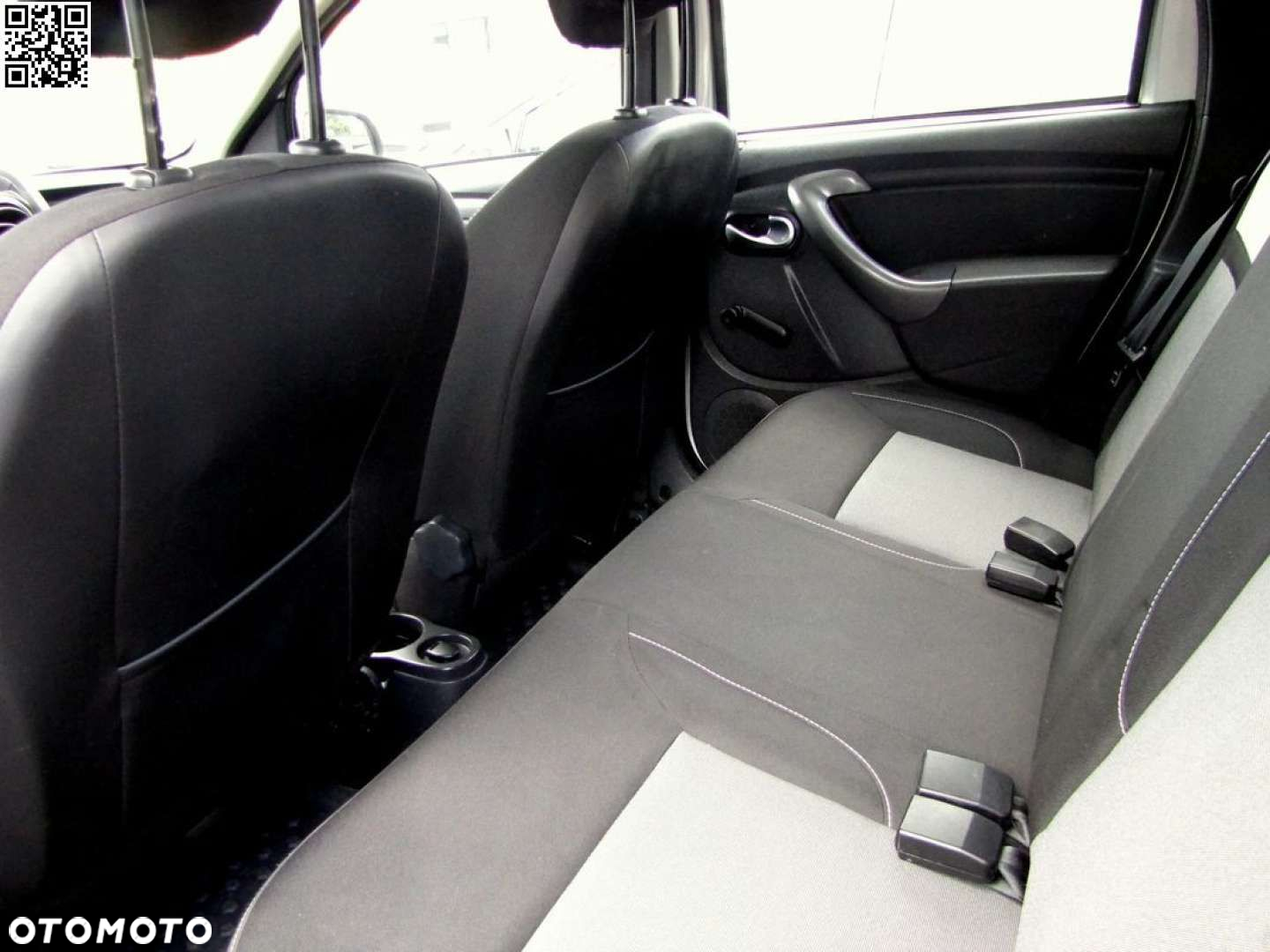 Dacia Duster 1.6 SCe Laureate 4x4 S&S - 15