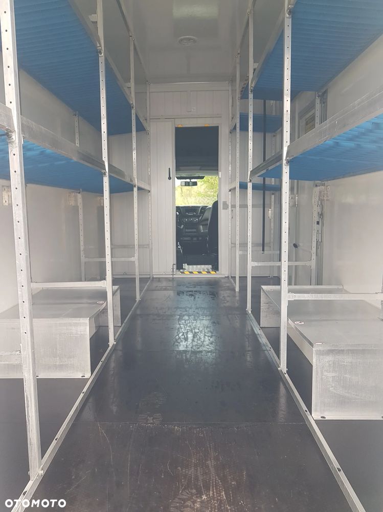 Iveco DAILY KONTENER NISKOPODŁOGOWY 4,43x2,23x2,42 SKLEP FOODTRUCK BAR KLIMA KONIOWÓZ KAMPER - 36