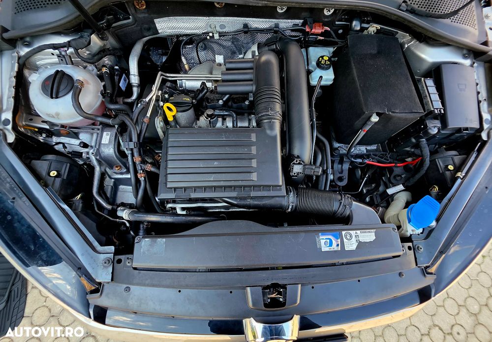 Volkswagen Golf - 13