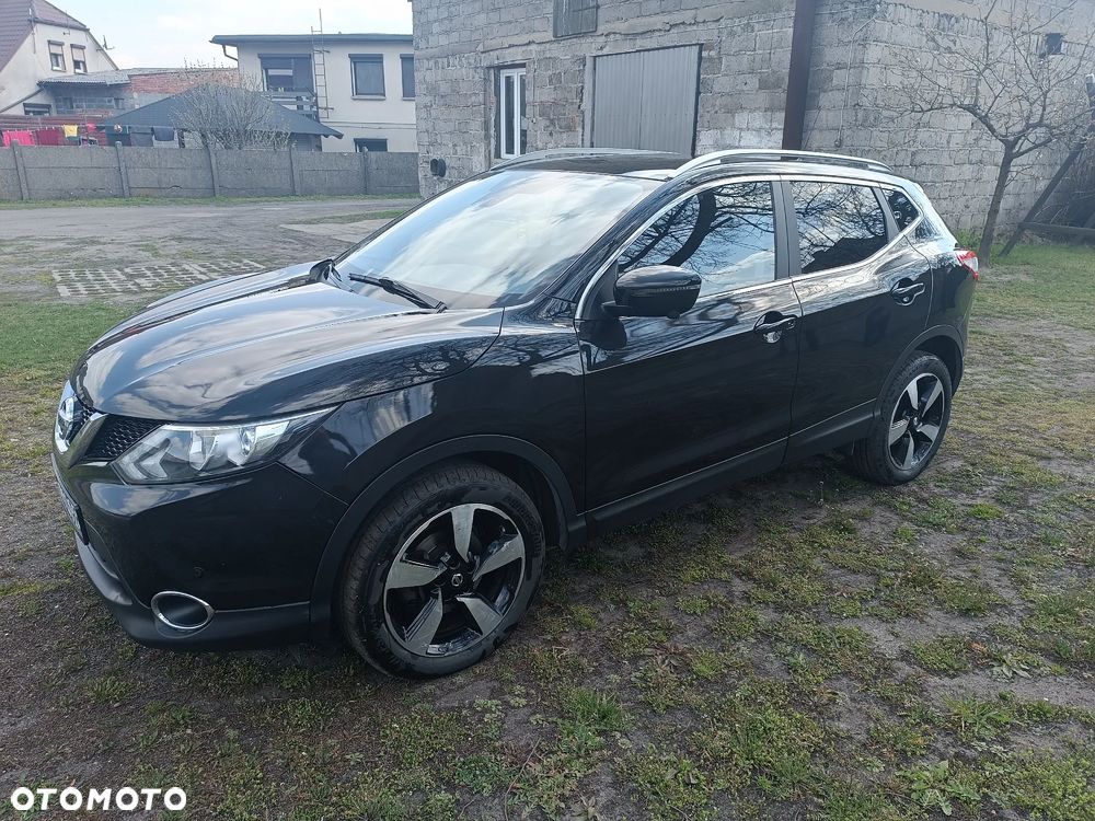 Nissan Qashqai 1.6 DCi Xtronic TEKNA - 4