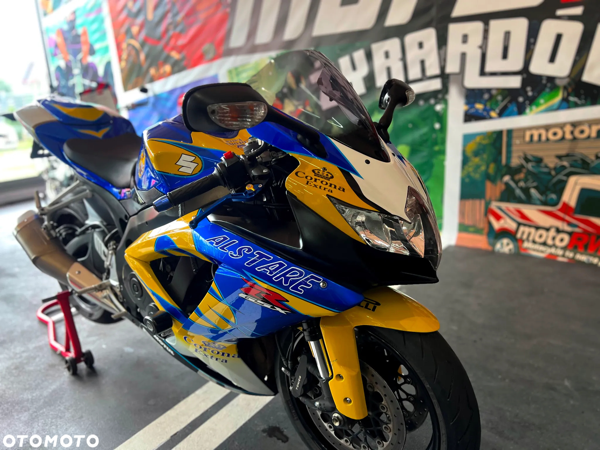 Suzuki GSX-R - 22