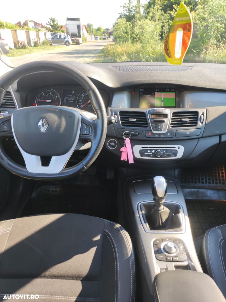 Renault Laguna dCi 110 FAP Limited - 14