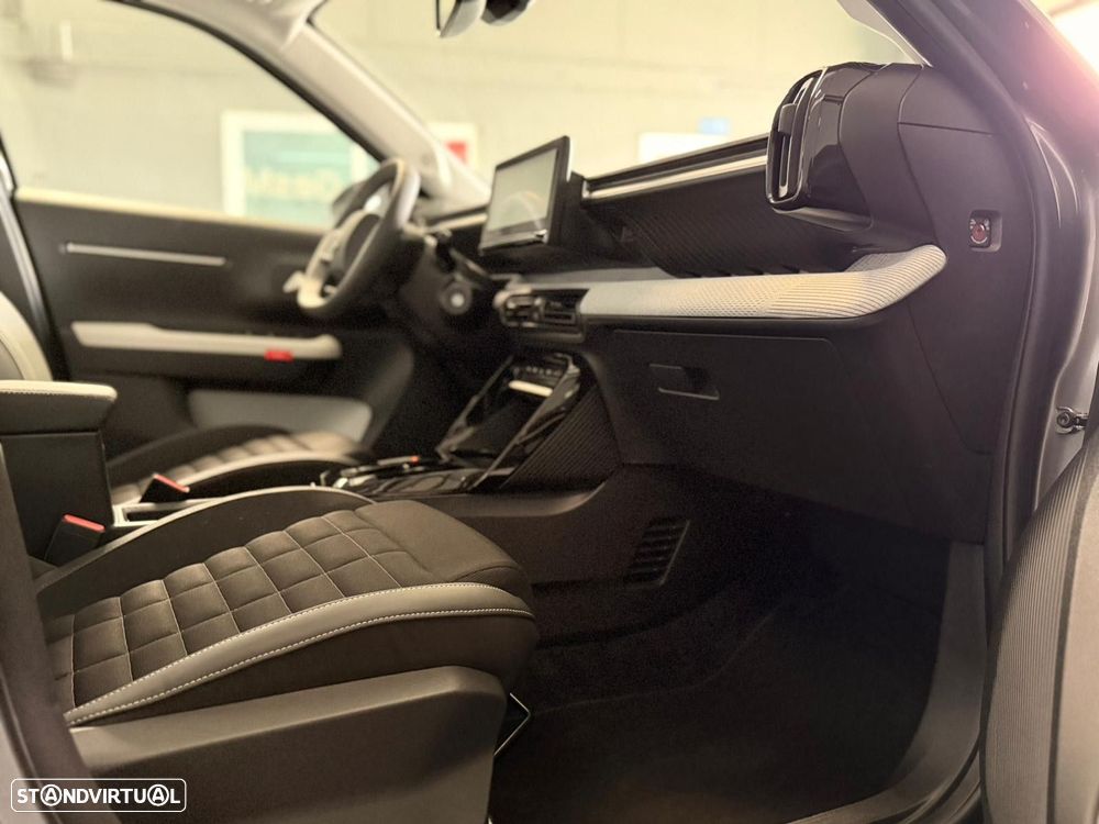 Citroën C3 Aircross 1.2 Hybrid Max e-DSC6 - 42