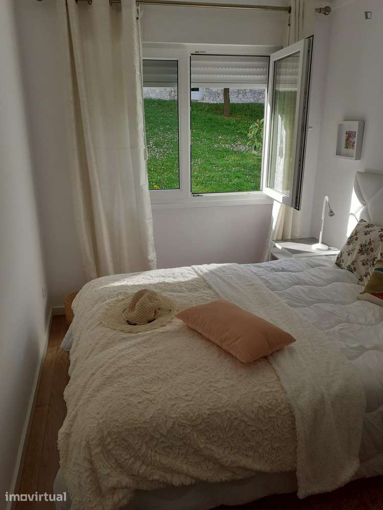 Apartamento com 2 quartos - localizado em Benfica Lisbon - Grande imagem: 2/25