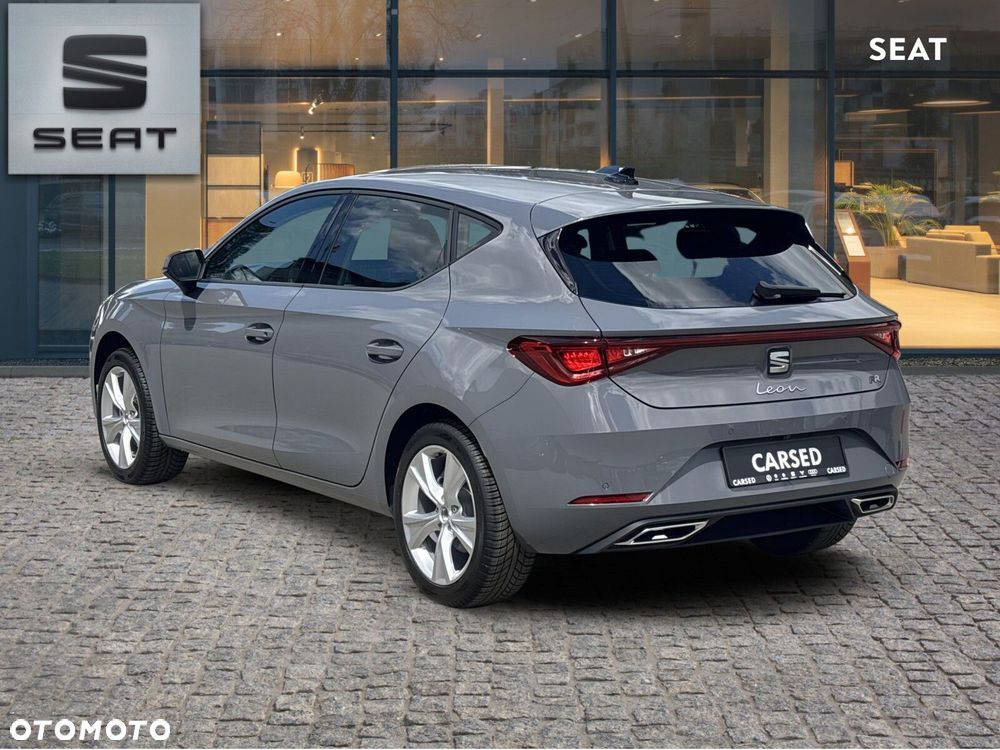 Seat Leon 1.5 eTSI FR DSG - 4