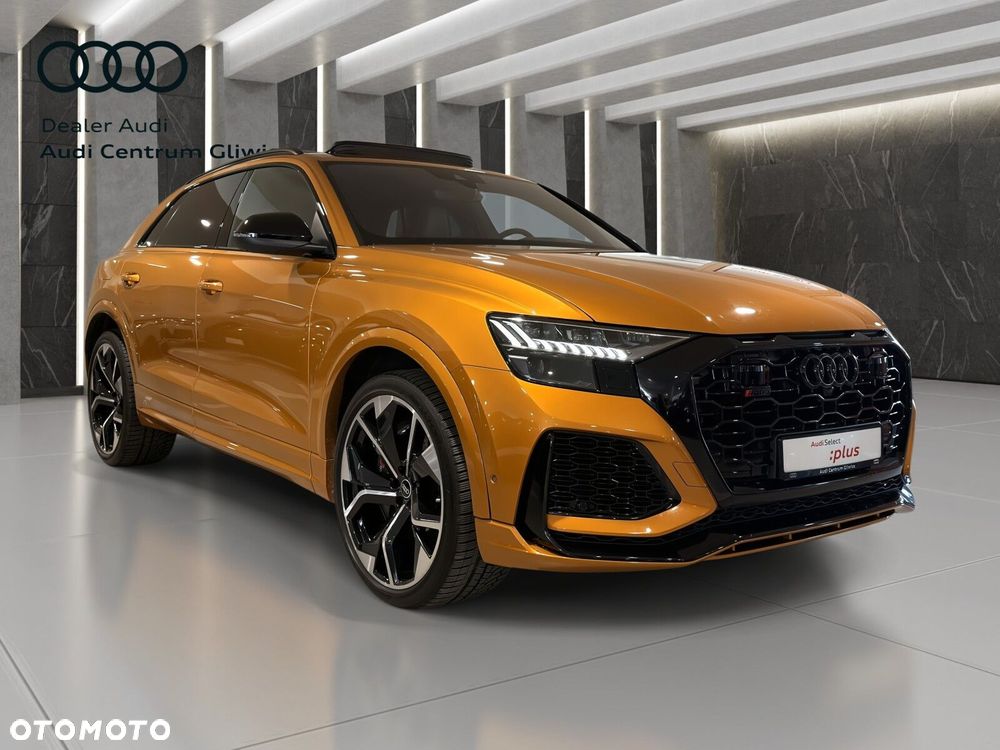 Audi RS Q8 - 8