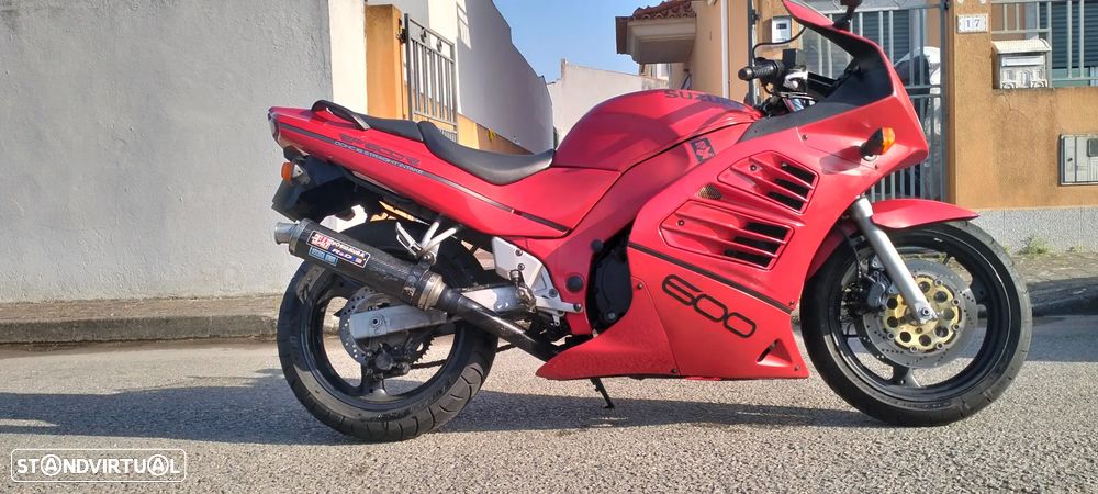 Suzuki RF RF600R - 4