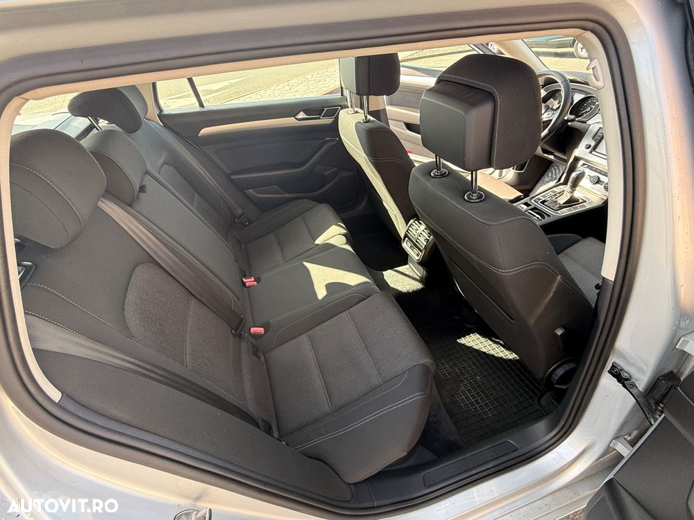 Volkswagen Passat 2.0 TDI DSG Comfortline - 7