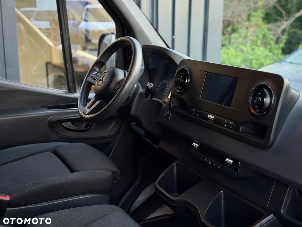 Mercedes-Benz Sprinter 314 CDI / Maxi L3 H2 / 2020 Rok Produkcji /  Automat 7G Tronic / 2.143cm3 OM651 / Czarny / Zarejestrowany w PL - 24