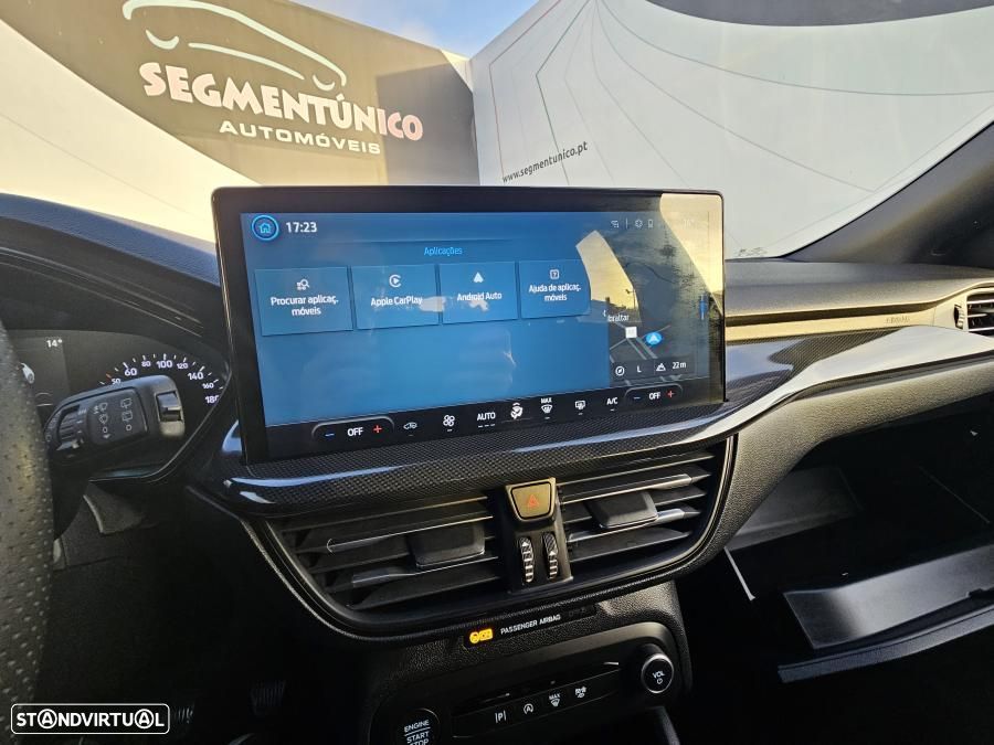 Ford Focus 1.0 EcoBoost MHEV ST-Line - 32