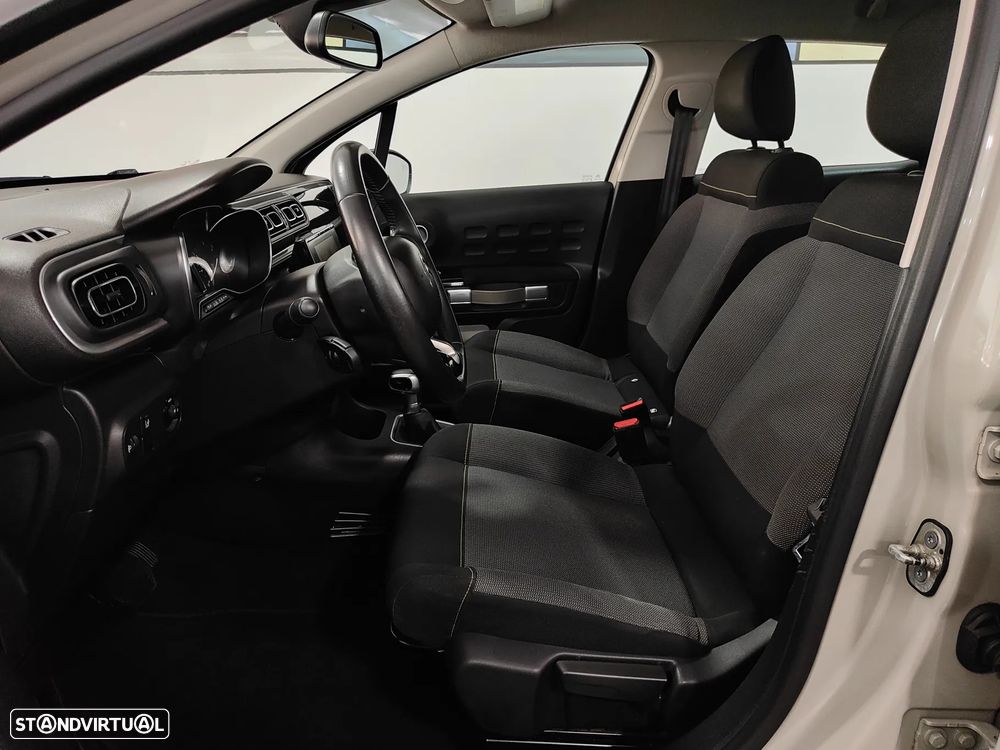 Citroën C3 1.2 PureTech Shine EAT6 - 30