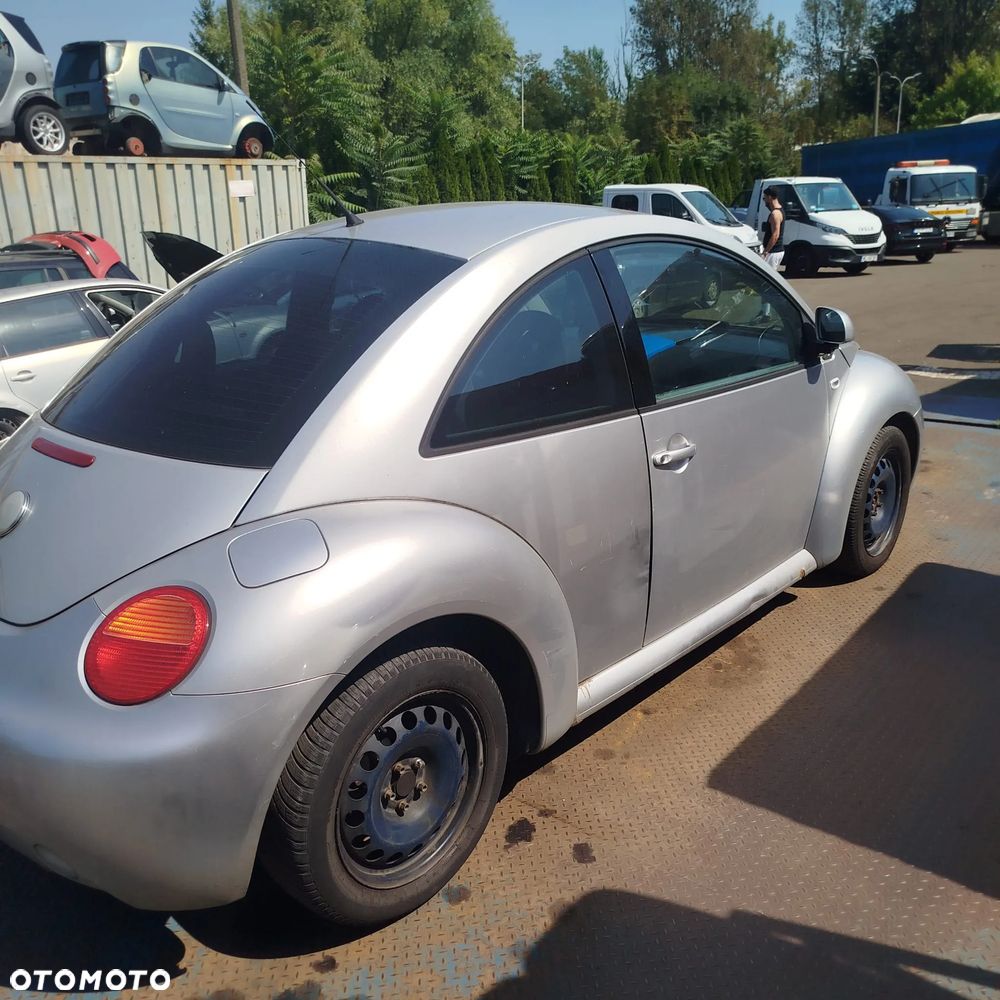 Volkswagen New Beetle na części . - 9