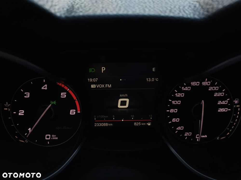 Alfa Romeo Stelvio 2.2 16V AT8 Q4 Super - 11