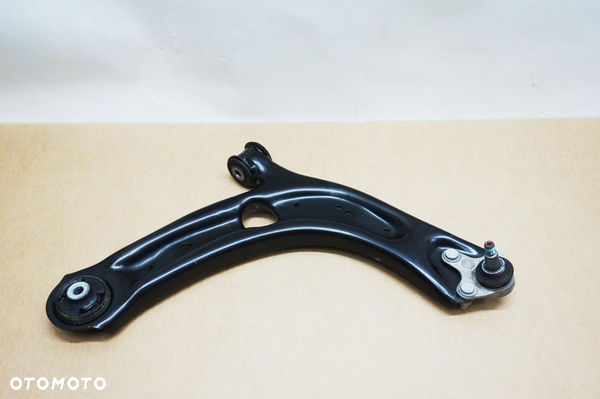 WAHACZ PRAWY AUDI Q3 II F3 83A 3Q0407152P