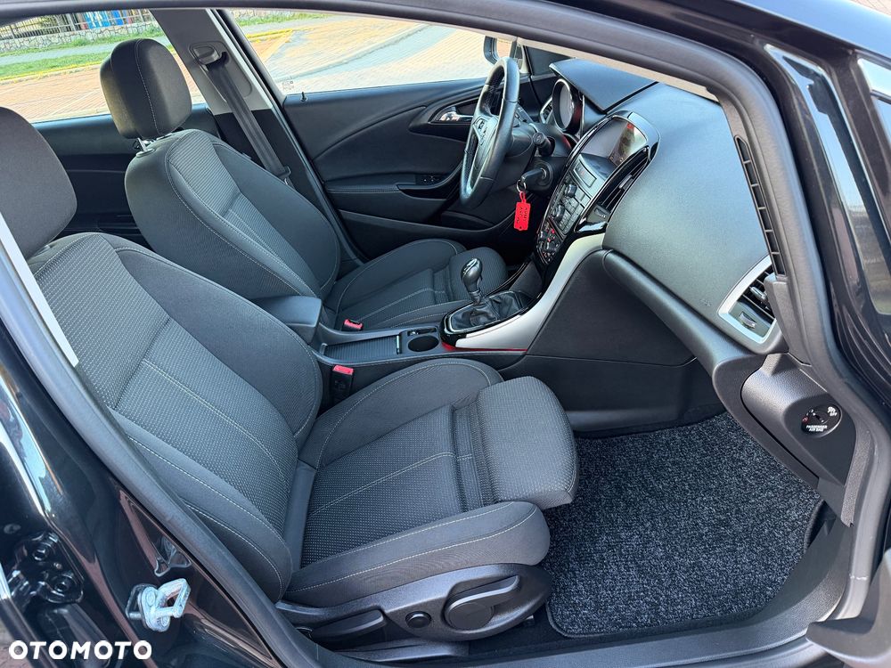 Opel Astra 1.4 Turbo Cosmo - 10