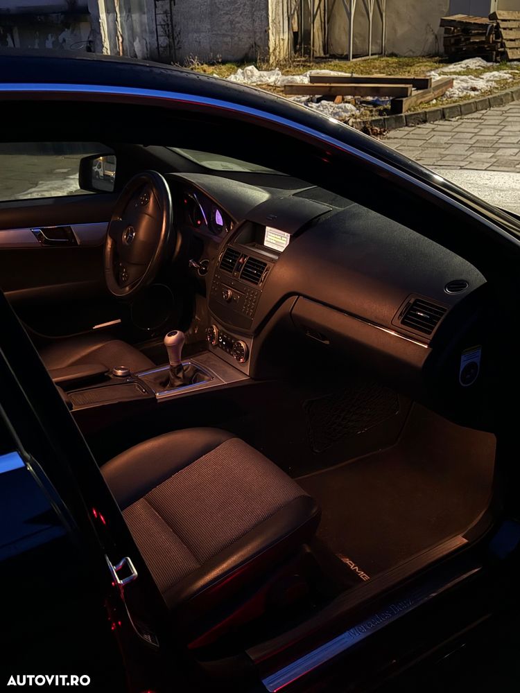 Mercedes-Benz C 200 CDI - 17