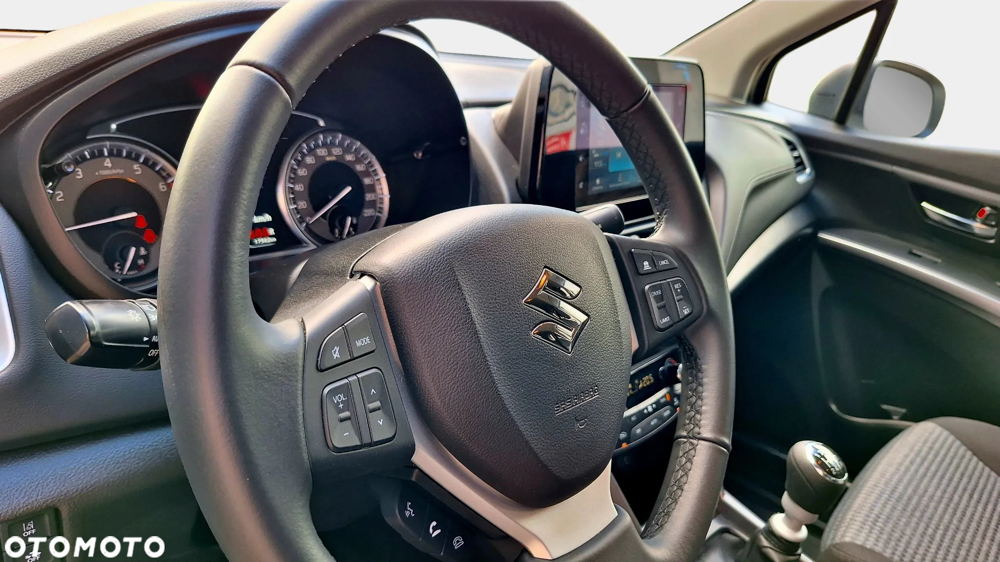 Suzuki SX4 S-Cross - 17