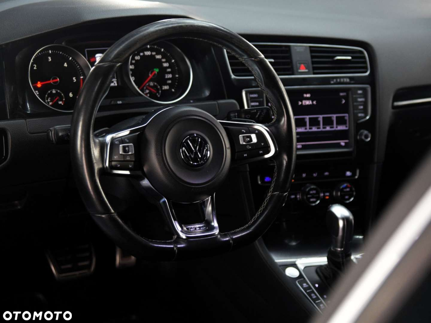 Volkswagen Golf - 15