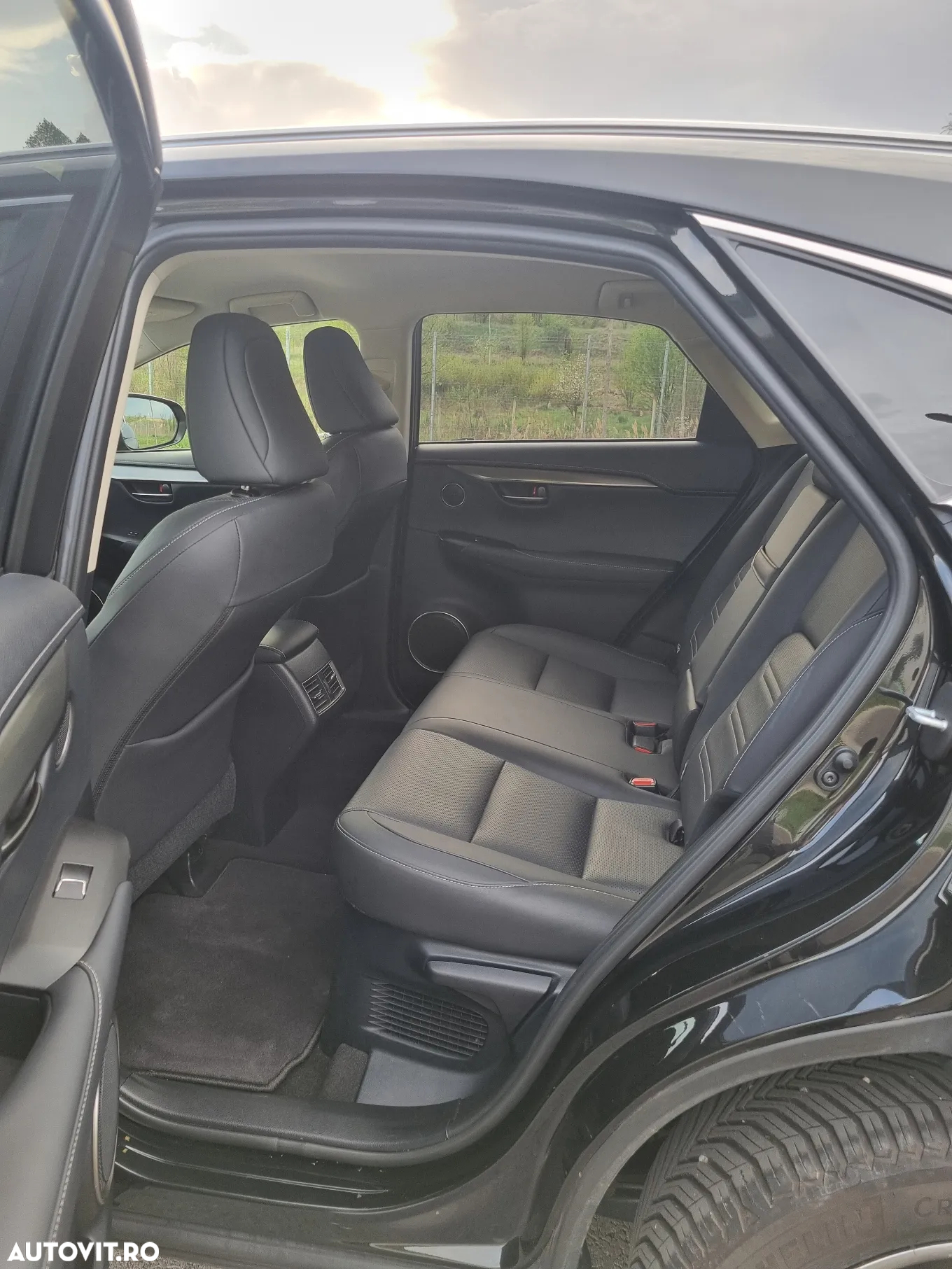 Lexus Seria NX 300h AWD Luxury - 8