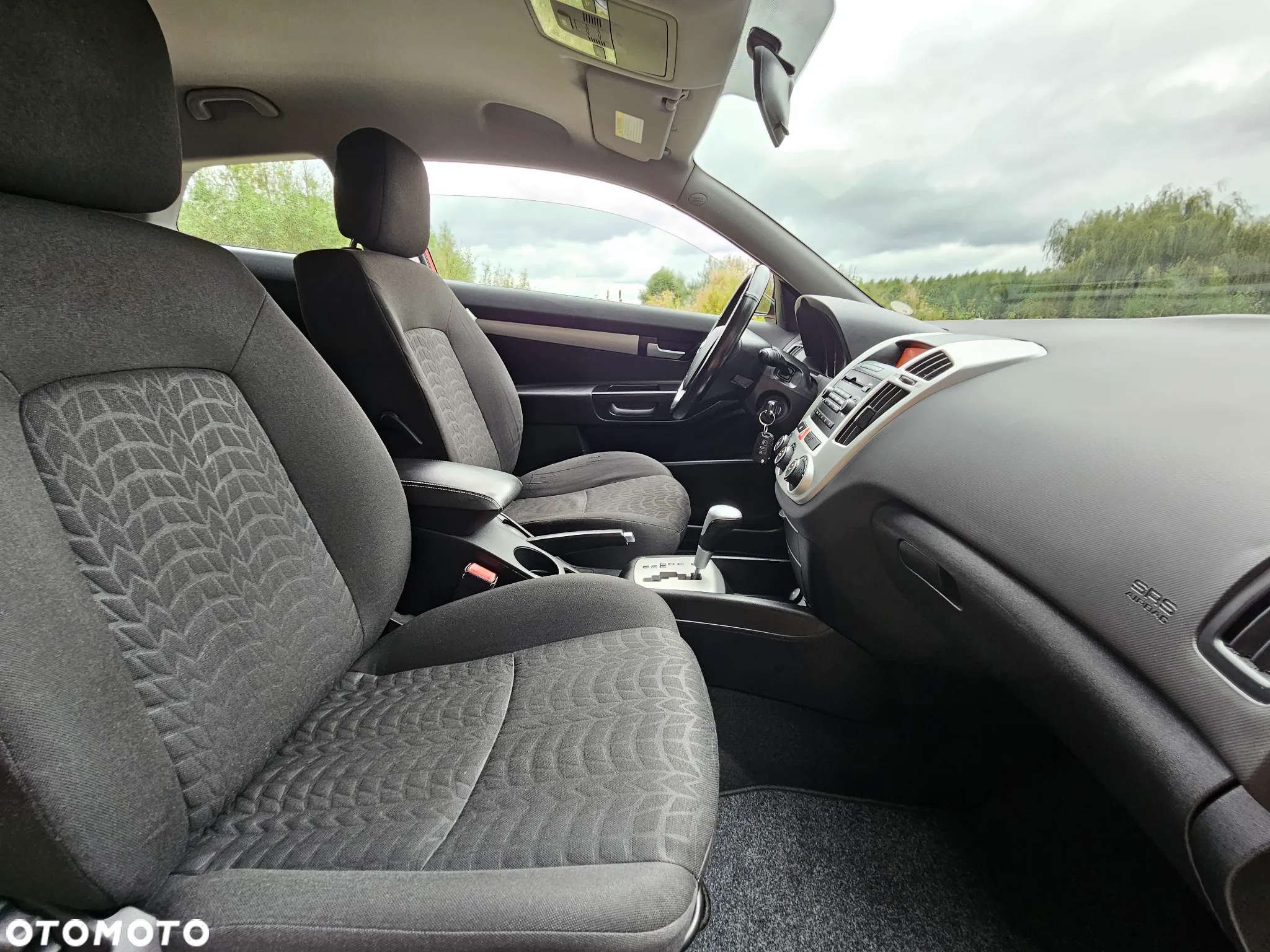 Kia Ceed Cee'd 1.6 Comfort - 30