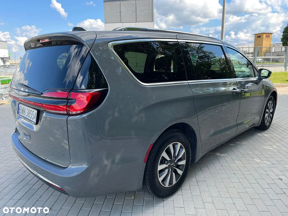 Chrysler Pacifica - 6