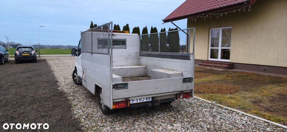 Renault Trafic - 15