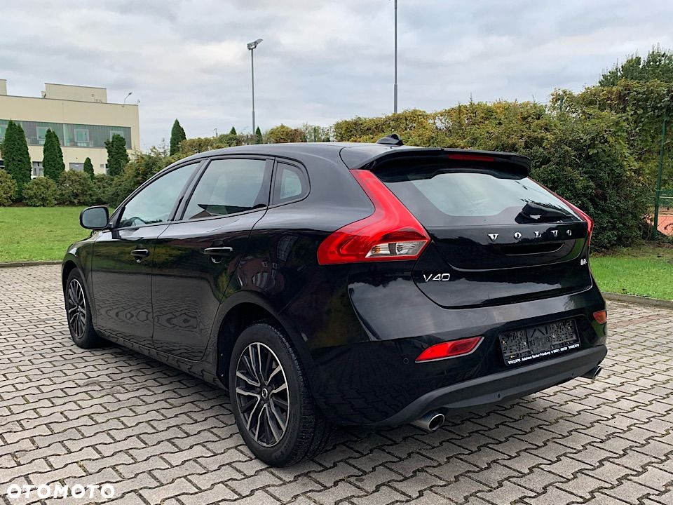 Volvo V40 - 10