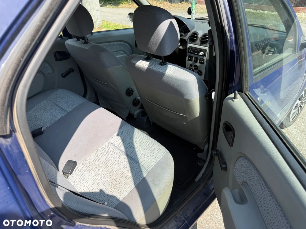 Dacia Logan - 5