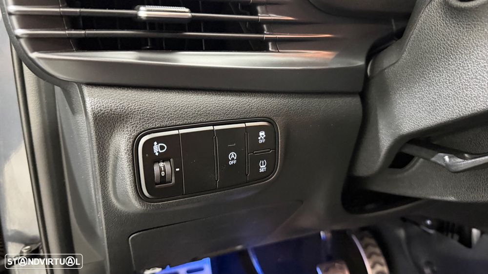 Hyundai Bayon 1.0 T-GDI Premium - 17