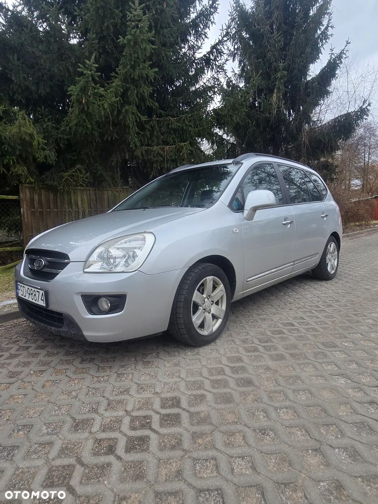 Kia Carens 2.0 CRDi Tour