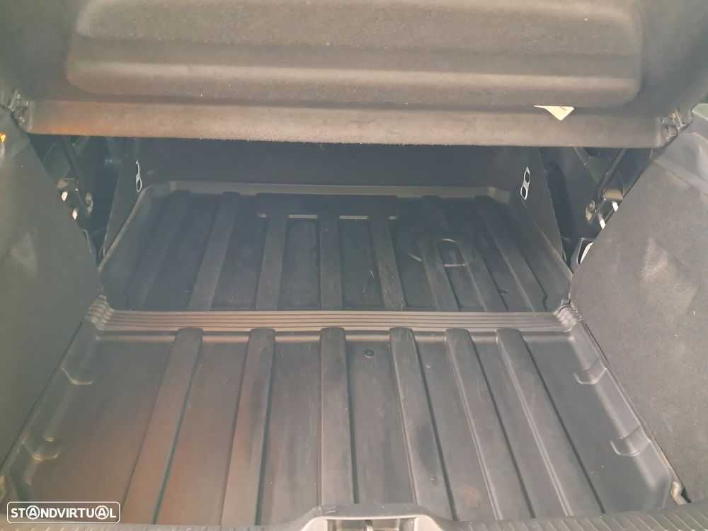 Renault CLIO  VAN C/IVA DEDUTÍVEL - 8